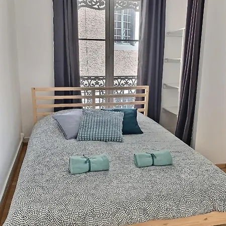 Apartamento Wonderhost, Quartier Historique Et Populaire Du Chateau De *